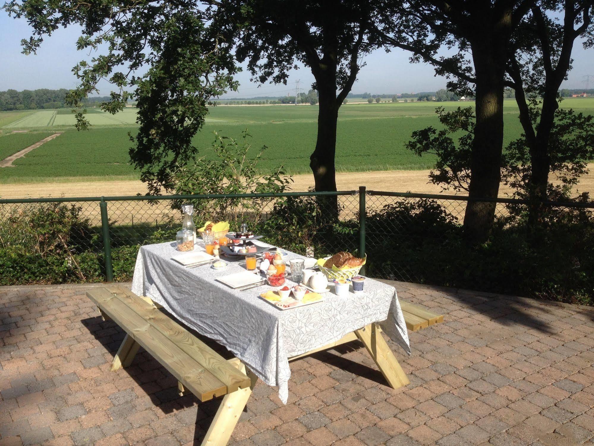 B&B Op De Brabantse Wal Halsteren Zewnętrze zdjęcie