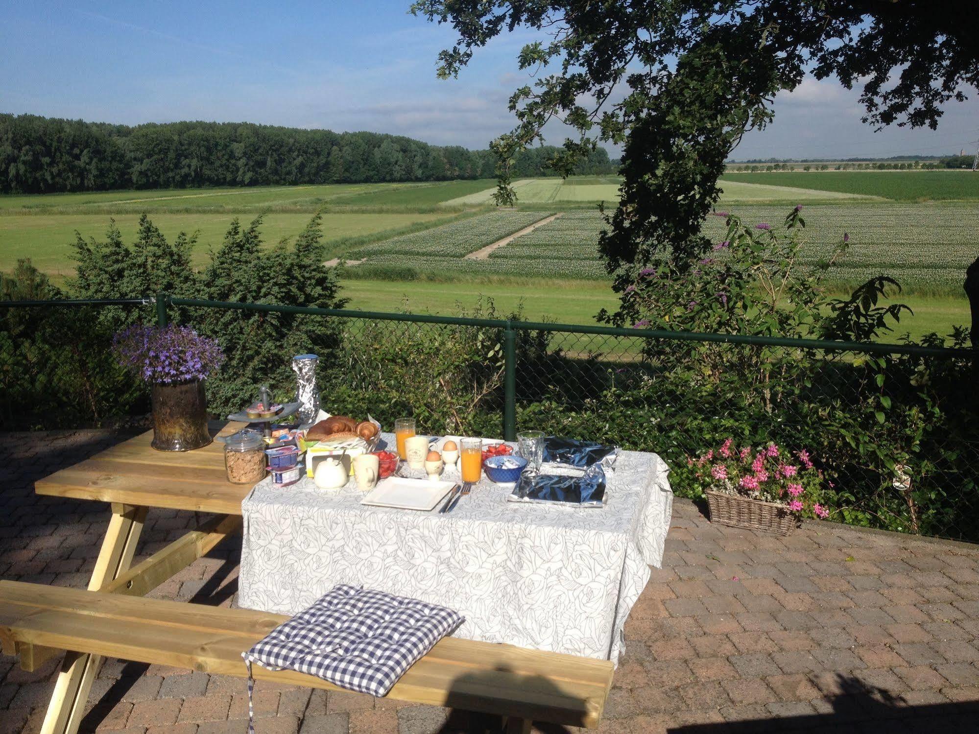 B&B Op De Brabantse Wal Halsteren Zewnętrze zdjęcie